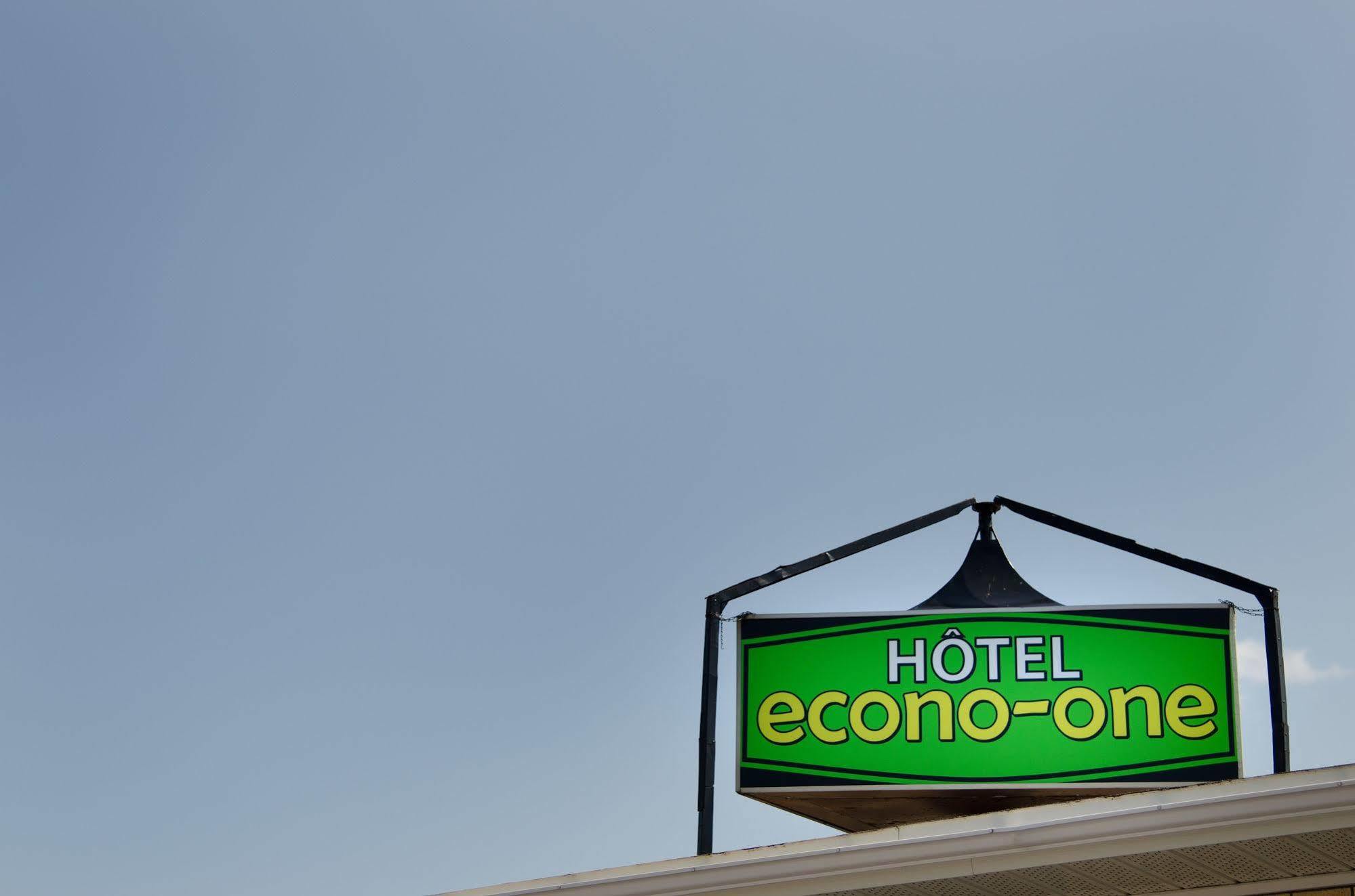 Hotel Econo-One Amos Exterior foto